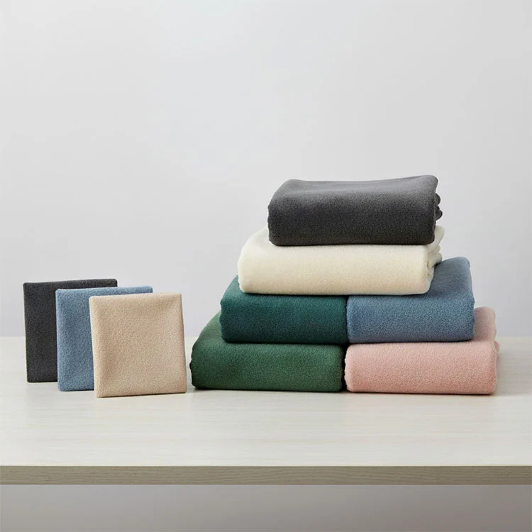 Матовая ткань с защитой от таблеток