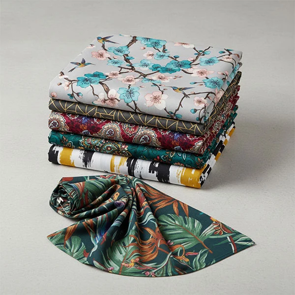 Подкладочная ткань из полиэстера и вискозы с принтом Подкладочная ткань из полиэстера и вискозы с принтом